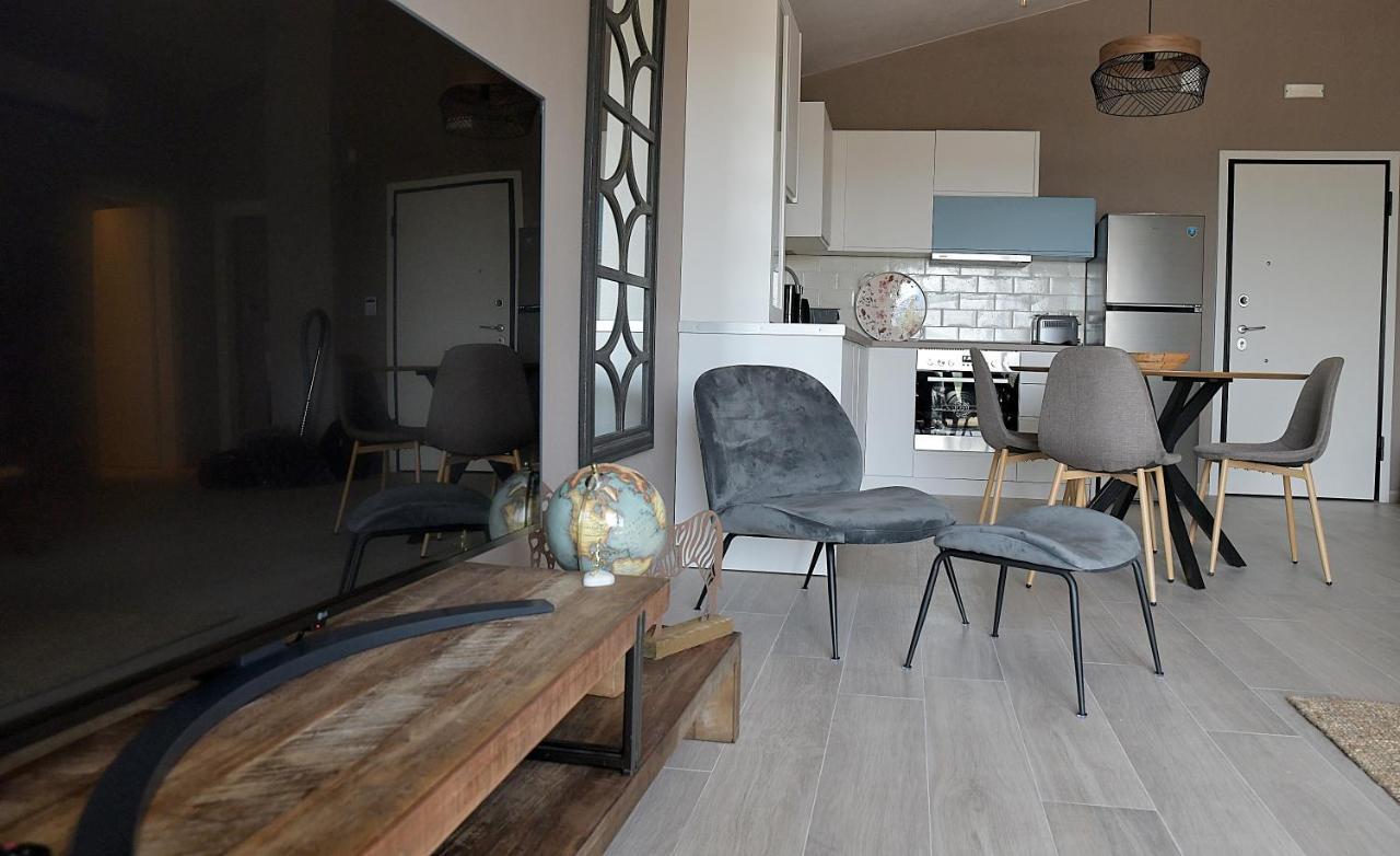 Cocoon Elegant Living Lägenhet Gerakini Exteriör bild