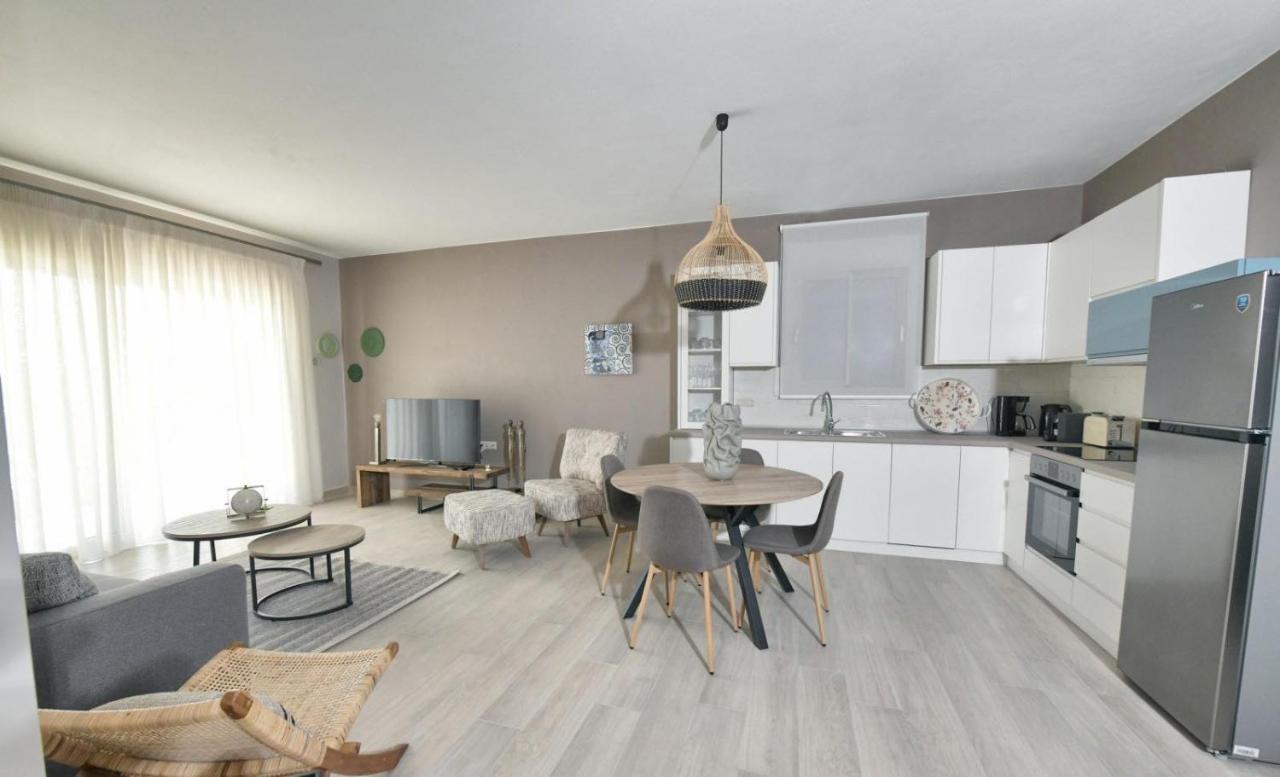 Cocoon Elegant Living Lägenhet Gerakini Exteriör bild